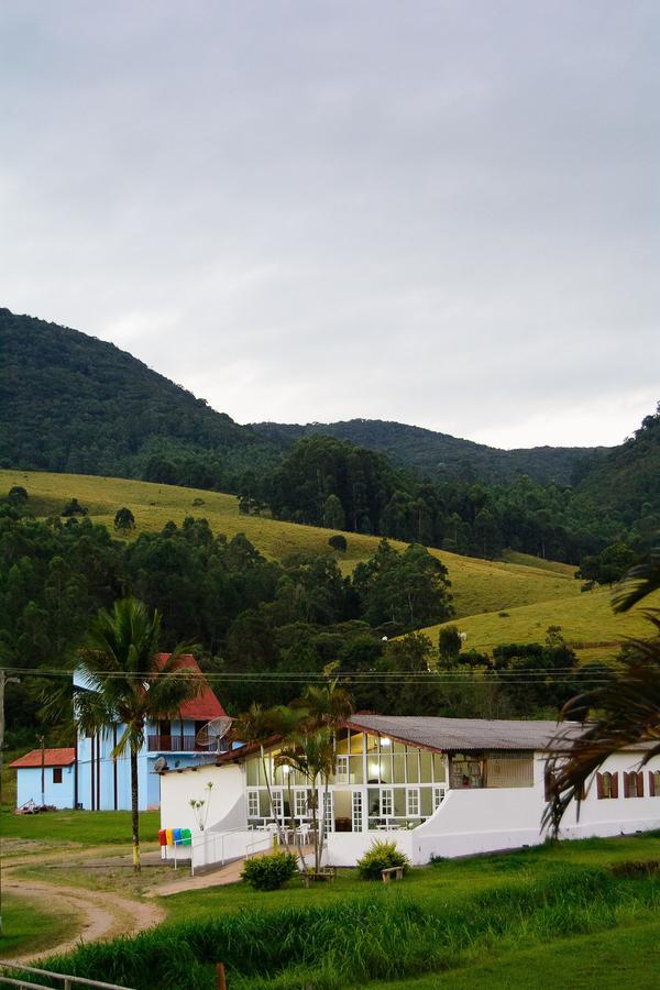 Salão de jogos - Picture of Hotel Fazenda Santa Rita, Joanopolis